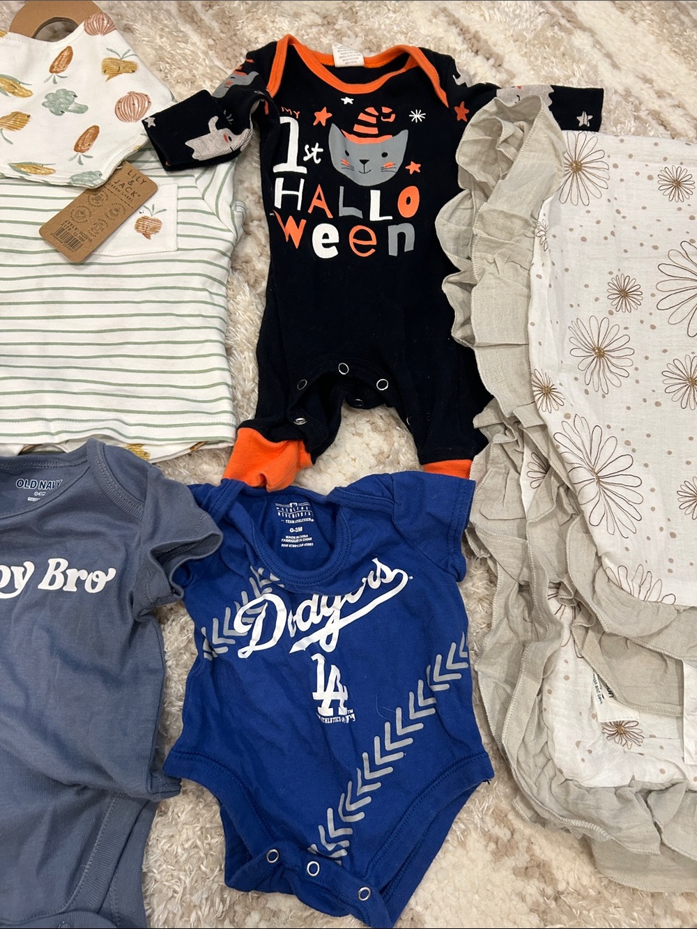 Baby items bundle - Picture 2 of 4